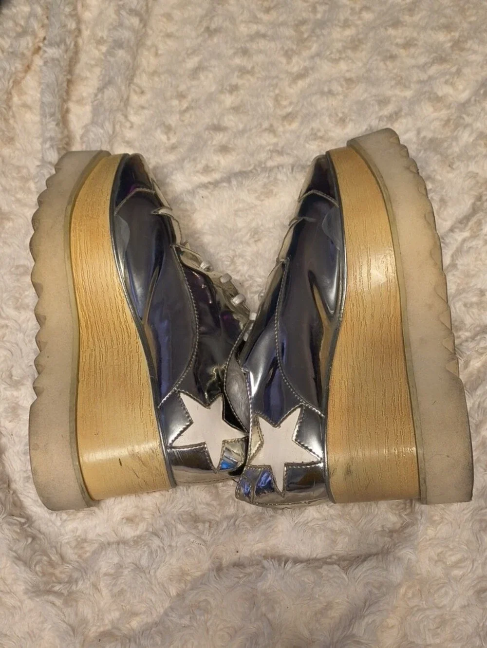 Stella McCartney Metallic Silver Platform Sneakers with White Star Appliqué